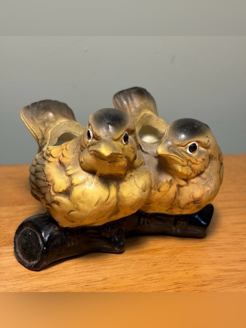 Vintage Napcoware Baby Bird Yellow  Vintage Planter. Ceramic. Great Condition.